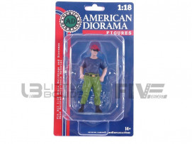 FIGURINES FIRE FIGHTER - OFF DUTY