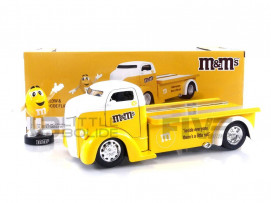 FORD COE FLATBED TRUCK WITH M&M'S YELLOW FIGURE - 1947