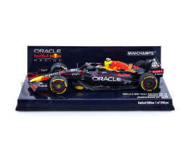 RED BULL RB18 - HUNGARIAN GP 2022 (S. PEREZ)